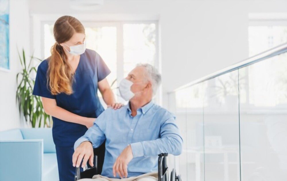 Care and Support Consultant - senior practitioner supporting a service user at Barths Health